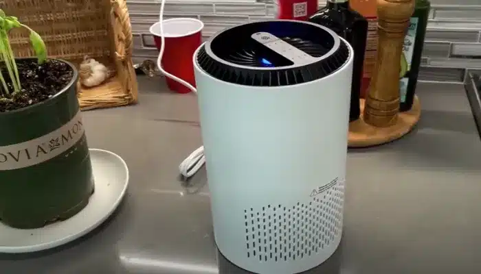 Purificador de aire Aroeve, luz roja. [Fixation Guide]