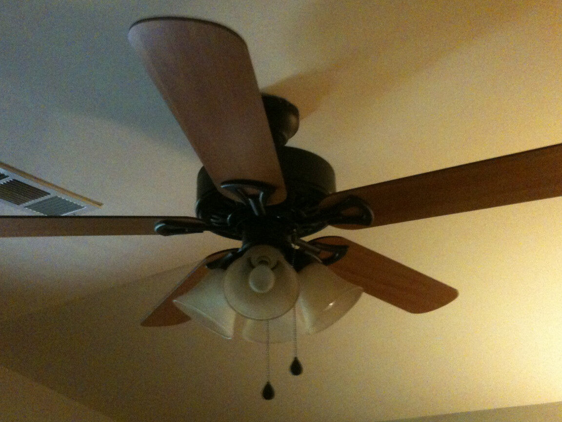 Ventilador de techo instalado, ahora el interruptor de la luz no funciona correctamente...