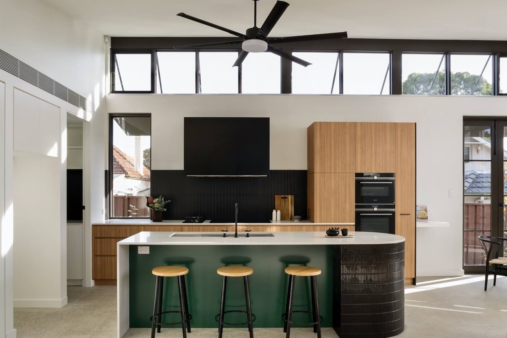 Ventilador de techo en la cocina: ¿sí o no?