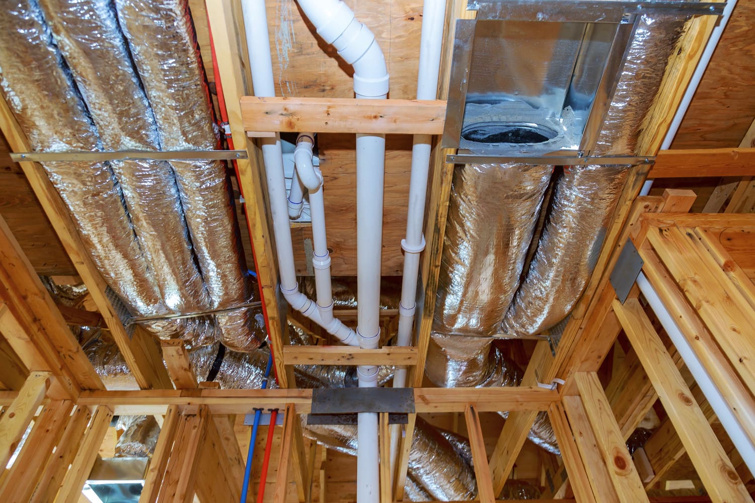 ¿Por qué mi piso está caliente en un solo lugar?